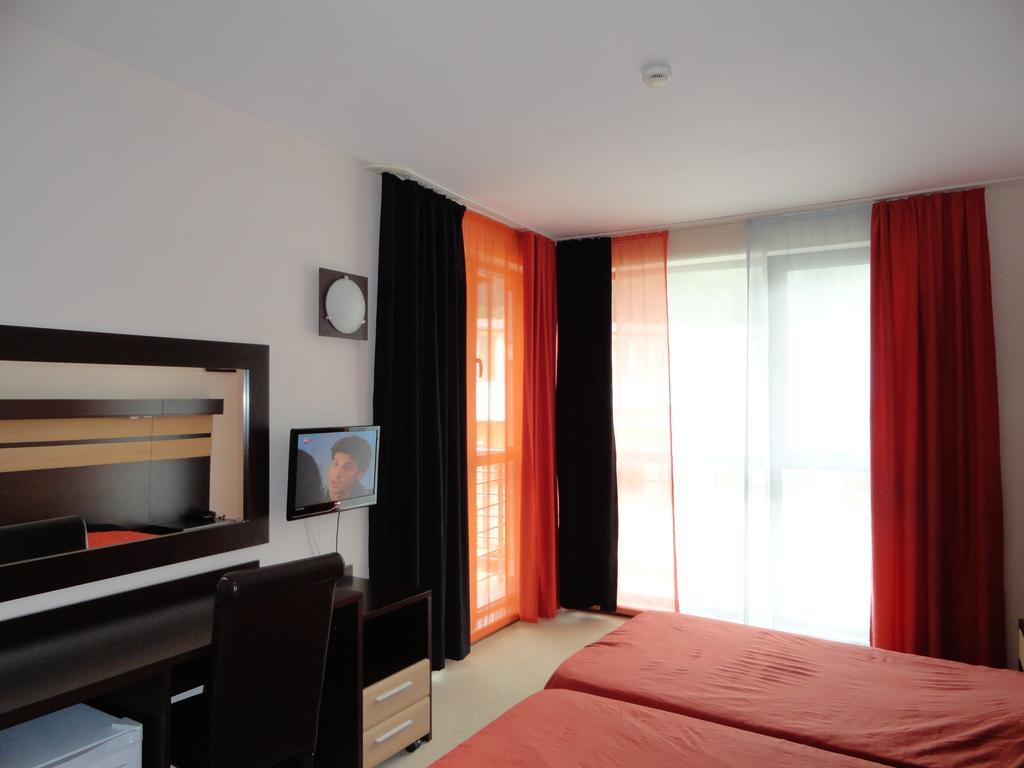 Hotel Byalo More Banite Quarto foto